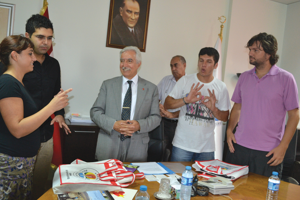 0-Hem_Yunan_Hem_Trk_saret_Dil_tercumenlik_yapyorlar