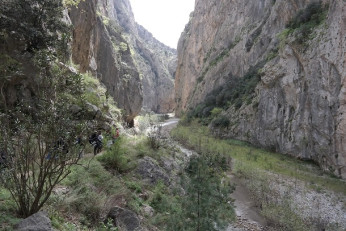 ADANA’NIN GİZEMLİ YERLERİ – 2 ; KAPIKAYA KANYONU
